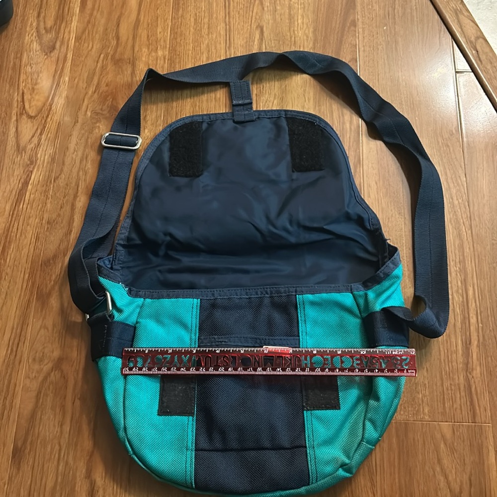 timbuk2 crossbody bag/purse - Picture 8 of 10